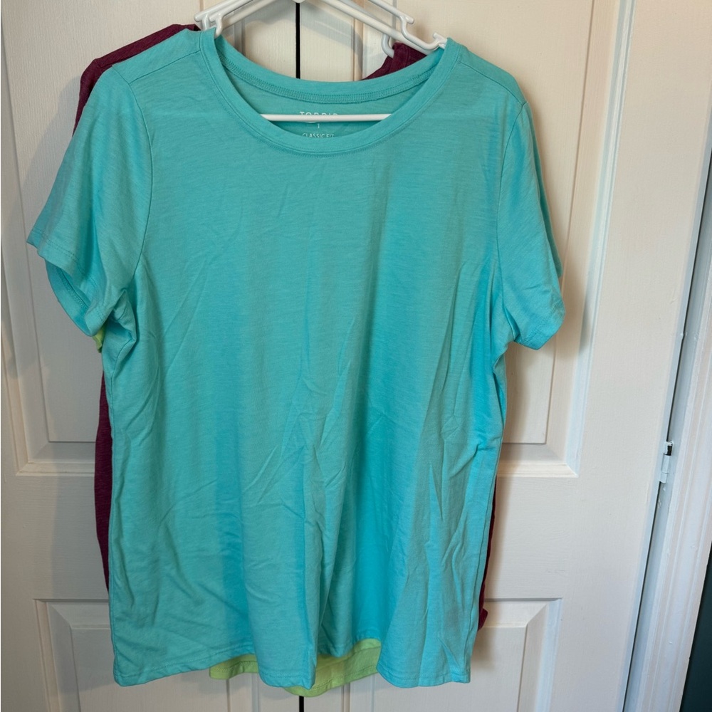 💚 bundle of three classic fit torrid tees